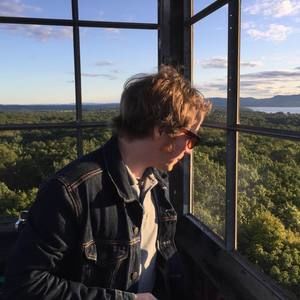 Meet your Posher, Graham